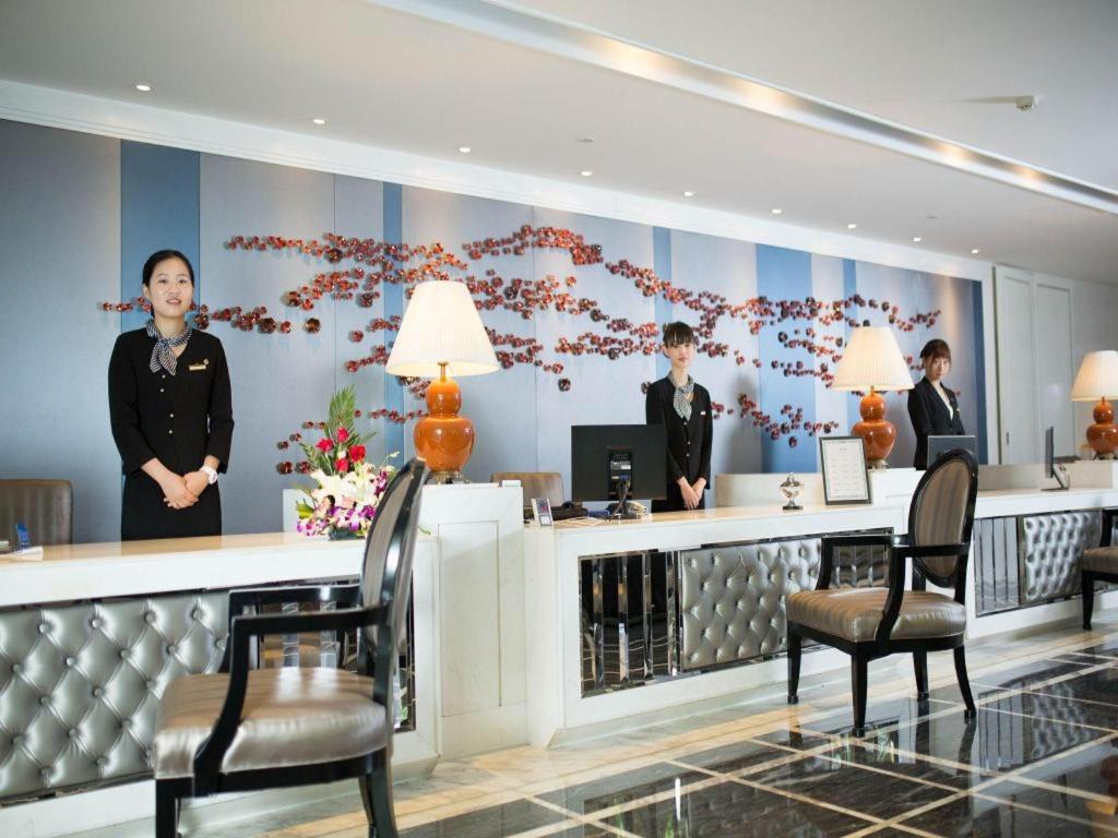 วู่หยาง ฮอลิเดย์ โฮเต็ล หางโจว Hotel ภายนอก รูปภาพ
