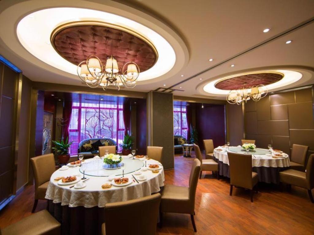 วู่หยาง ฮอลิเดย์ โฮเต็ล หางโจว Hotel ภายนอก รูปภาพ